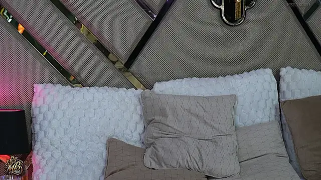 MishaBrizo online show from 02/03/26, 06:40