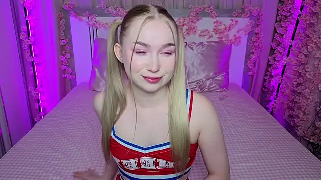 Snapshot of LilyStarlight chatting on 06/05/26, 03:46 LilyStarlight online show from 06/05/26, 03:46