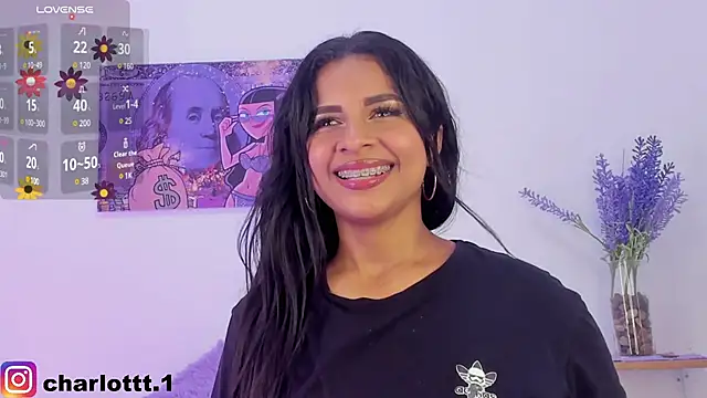 Snapshot of charlotte_250 chatting on 12/13/24, 03:38 charlotte 250 online show from 12/13/24, 03:38