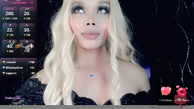 Snapshot of sugar_bbyxx chatting on 12/18/24, 07:30 sugar bbyxx online show from 12/18/24, 07:30
