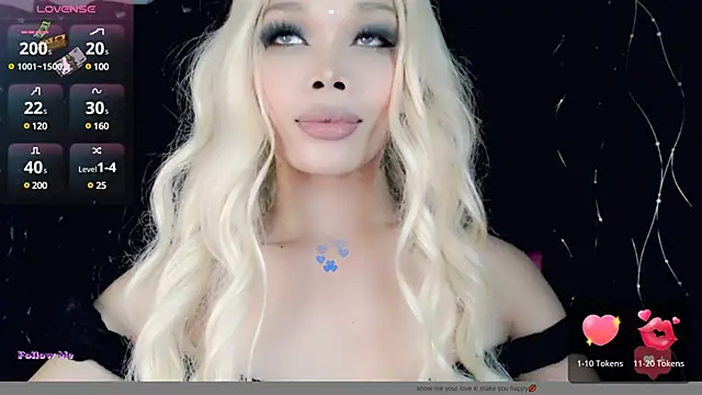 Snapshot of sugar_bbyxx chatting on 12/19/24, 02:35 sugar bbyxx online show from 12/19/24, 02:35