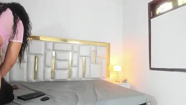 Kylieandjhonny online show from 03/16/25, 08:00