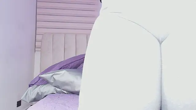  ebony-queen  online show from 02/18/26, 03:02