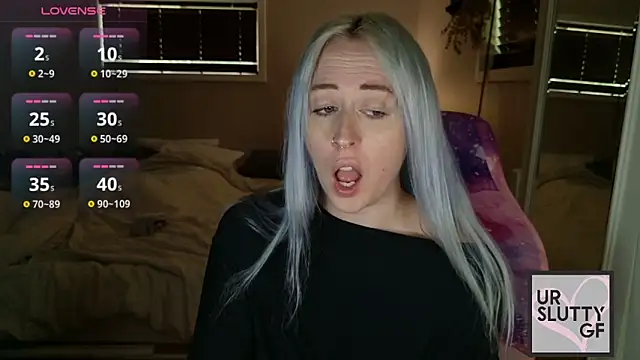 ursluttygf online show from 06/20/26, 03:37