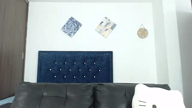 QueenSquirt  online show from 03/21/25, 07:35