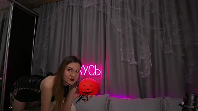 Snapshot of _LadyMargo_ chatting on 10/27/25, 11:41  LadyMargo  online show from 10/27/25, 11:41