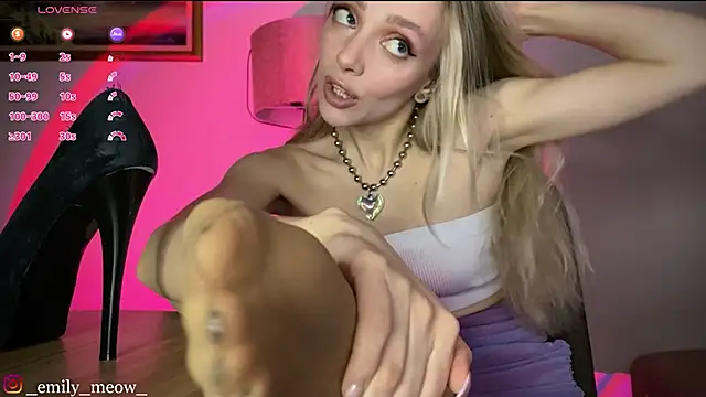  Emily Sweety  online show from 02/14/25, 11:31