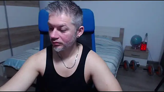 RobbyShawz online show from 12/23/25, 05:27