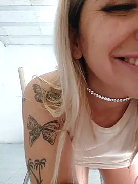 cositarica2555 online show from 04/19/26, 07:16