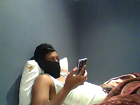 TitularAdaption online show from 10/04/25, 09:46