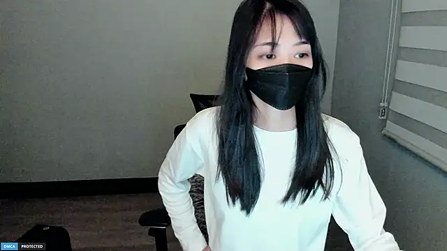 Snapshot of Ayase_momo chatting on 01/14/25, 07:21 Ayase momo online show from 01/14/25, 07:21