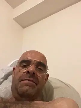 slim1976006 online show from 07/14/26, 11:21