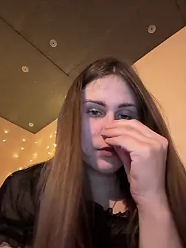 Emma just online show from 03/17/25, 05:27