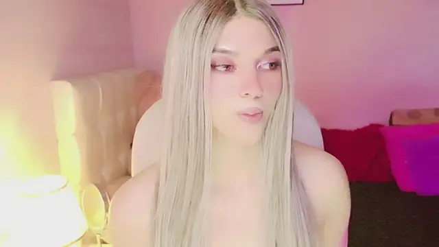 EvaEvangeline online show from 04/04/26, 12:20