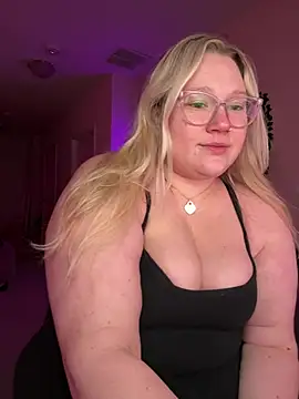 PiggyRose online show from 03/05/26, 11:56