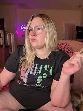 PiggyRose online show from 04/01/26, 12:44