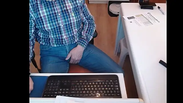 dutchpornking online show from 03/15/25, 04:54