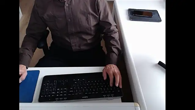 dutchpornking online show from 10/22/25, 08:03