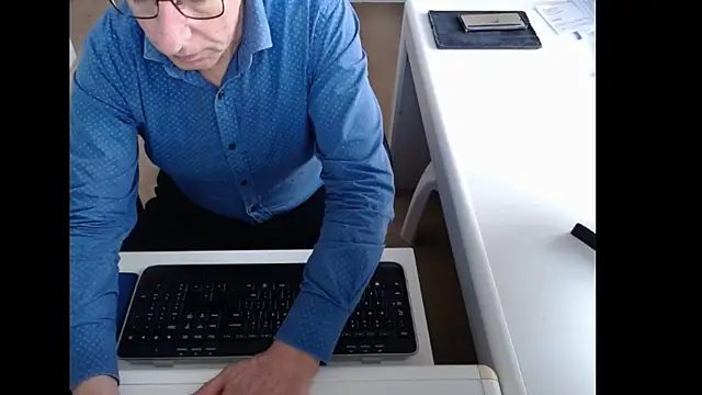 dutchpornking online show from 04/06/26, 06:47