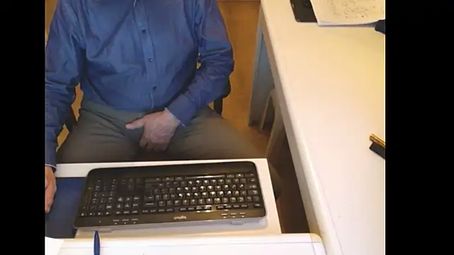 dutchpornking online show from 04/13/26, 07:19