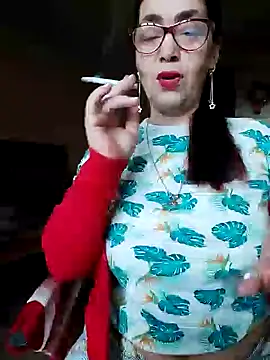 Chriss Tinaa online show from 01/09/25, 06:27