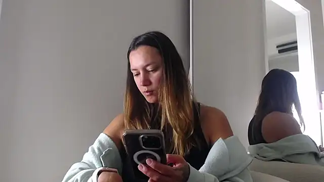 KaylaHosk online show from 03/11/26, 02:56