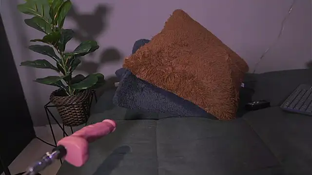 Snapshot of HannahEvanss chatting on 11/29/25, 07:39 HannahEvanss online show from 11/29/25, 07:39