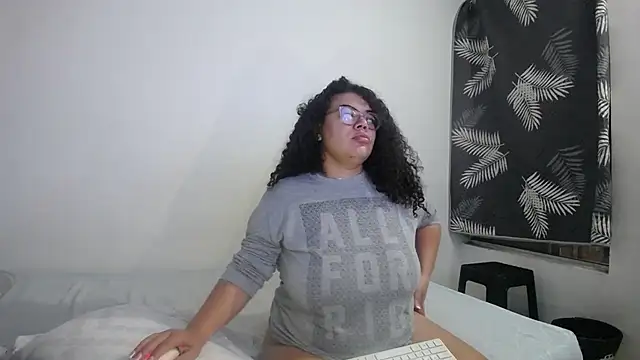 mabigomez00 online show from 04/04/26, 09:18