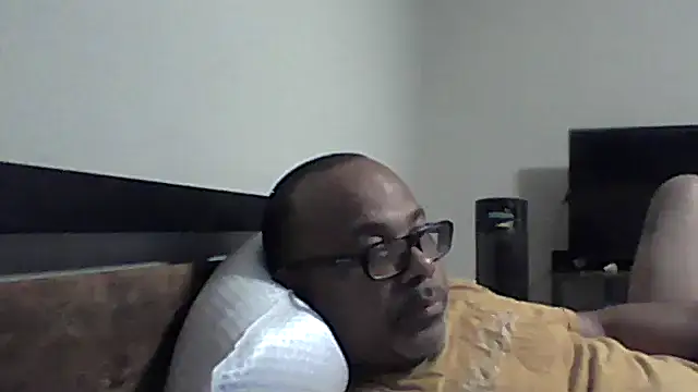 Snapshot of dababyboii chatting on 04/14/26, 03:01 dababyboii online show from 04/14/26, 03:01