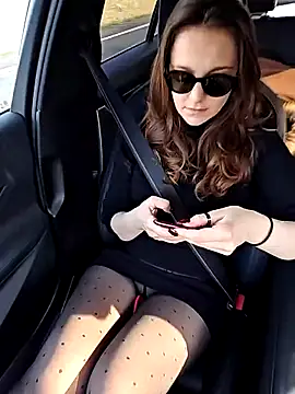 Snapshot of Tinas5 chatting on 03/04/26, 07:58 Tinas5 online show from 03/04/26, 07:58