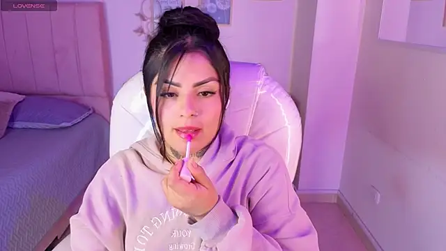 Catalinaa martinez online show from 11/23/25, 10:09