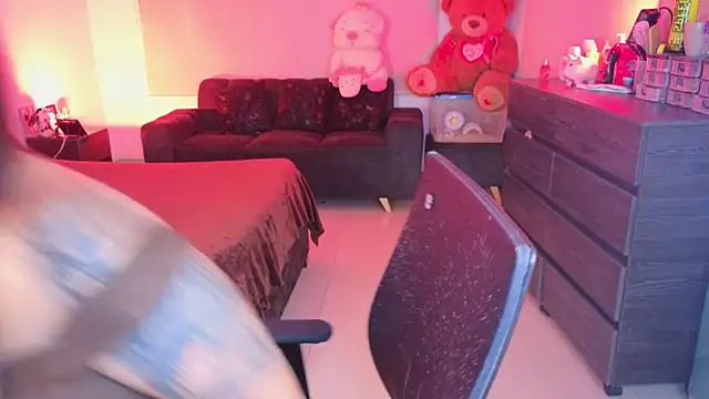 Catalinaa martinez online show from 04/20/26, 03:53