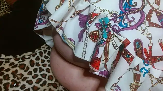 AnnyelinnaLove online show from 02/02/25, 10:02