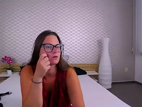 VictoriaCage online show from 07/01/26, 06:07