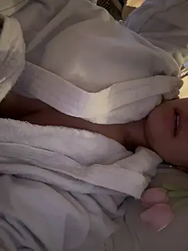 Prettylilgirll online show from 06/11/26, 05:22