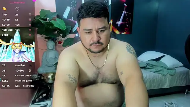 Snapshot of oso_dirty_ chatting on 01/05/25, 05:30 oso dirty online show from 01/05/25, 05:30