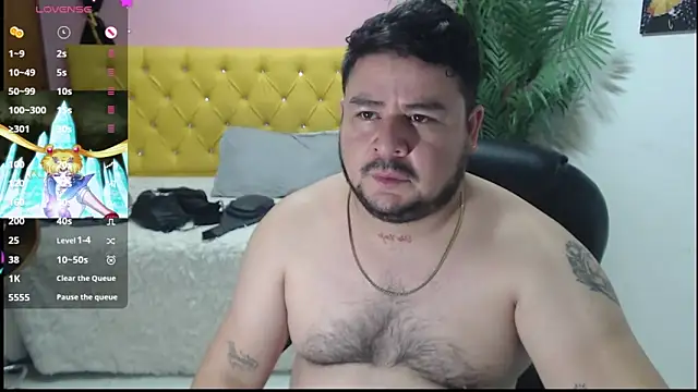 Snapshot of oso_dirty_ chatting on 01/11/25, 05:29 oso dirty online show from 01/11/25, 05:29