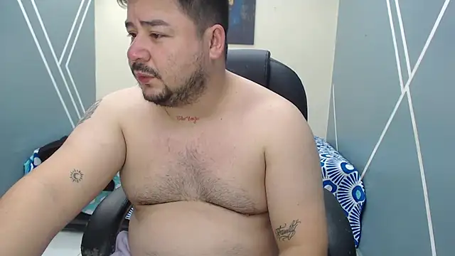 Snapshot of oso_dirty_ chatting on 03/22/25, 05:41 oso dirty online show from 03/22/25, 05:41