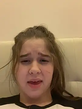 HornyGirlH online show from 01/25/25, 05:07