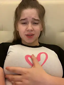 HornyGirlH online show from 02/15/25, 12:26