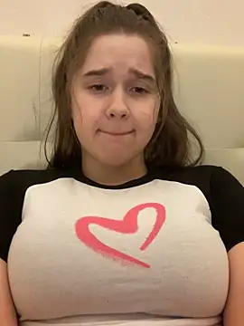 HornyGirlH online show from 02/19/25, 11:14