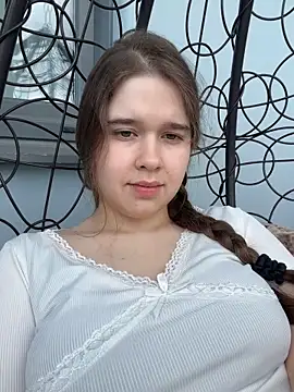 Snapshot of HornyGirlH chatting on 05/23/26, 01:48 HornyGirlH online show from 05/23/26, 01:48