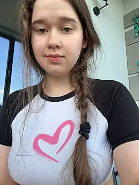 Snapshot of HornyGirlH chatting on 05/24/26, 03:17 HornyGirlH online show from 05/24/26, 03:17