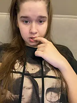 Snapshot of HornyGirlH chatting on 07/09/26, 12:04 HornyGirlH online show from 07/09/26, 12:04