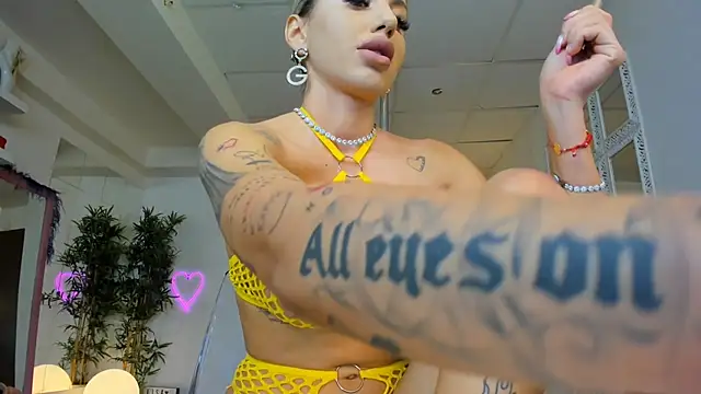 Snapshot of LisaAkira chatting on 12/09/24, 04:15 LisaAkira online show from 12/09/24, 04:15