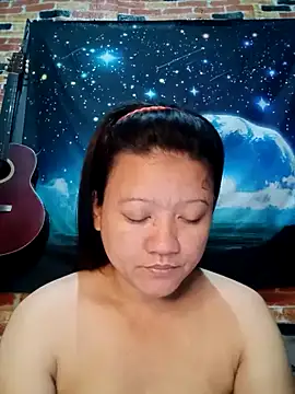 Snapshot of Urchanel chatting on 02/01/25, 02:13 Urchanel online show from 02/01/25, 02:13