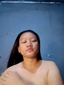 Snapshot of Urchanel chatting on 02/16/25, 01:05 Urchanel online show from 02/16/25, 01:05