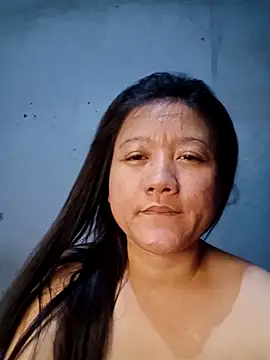 Snapshot of Urchanel chatting on 02/22/25, 11:13 Urchanel online show from 02/22/25, 11:13