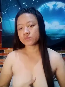 Snapshot of Urchanel chatting on 03/09/25, 10:30 Urchanel online show from 03/09/25, 10:30