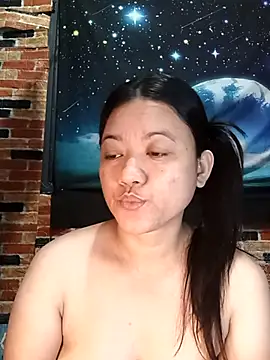 Snapshot of Urchanel chatting on 09/11/25, 10:32 Urchanel online show from 09/11/25, 10:32